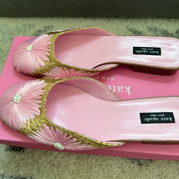 Kate Spade Flats - Picture 5 of 8